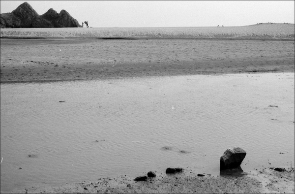 CIE 2006, conference excursion to Oxwich (FE2 50/1.8 ADOX CHM 125)